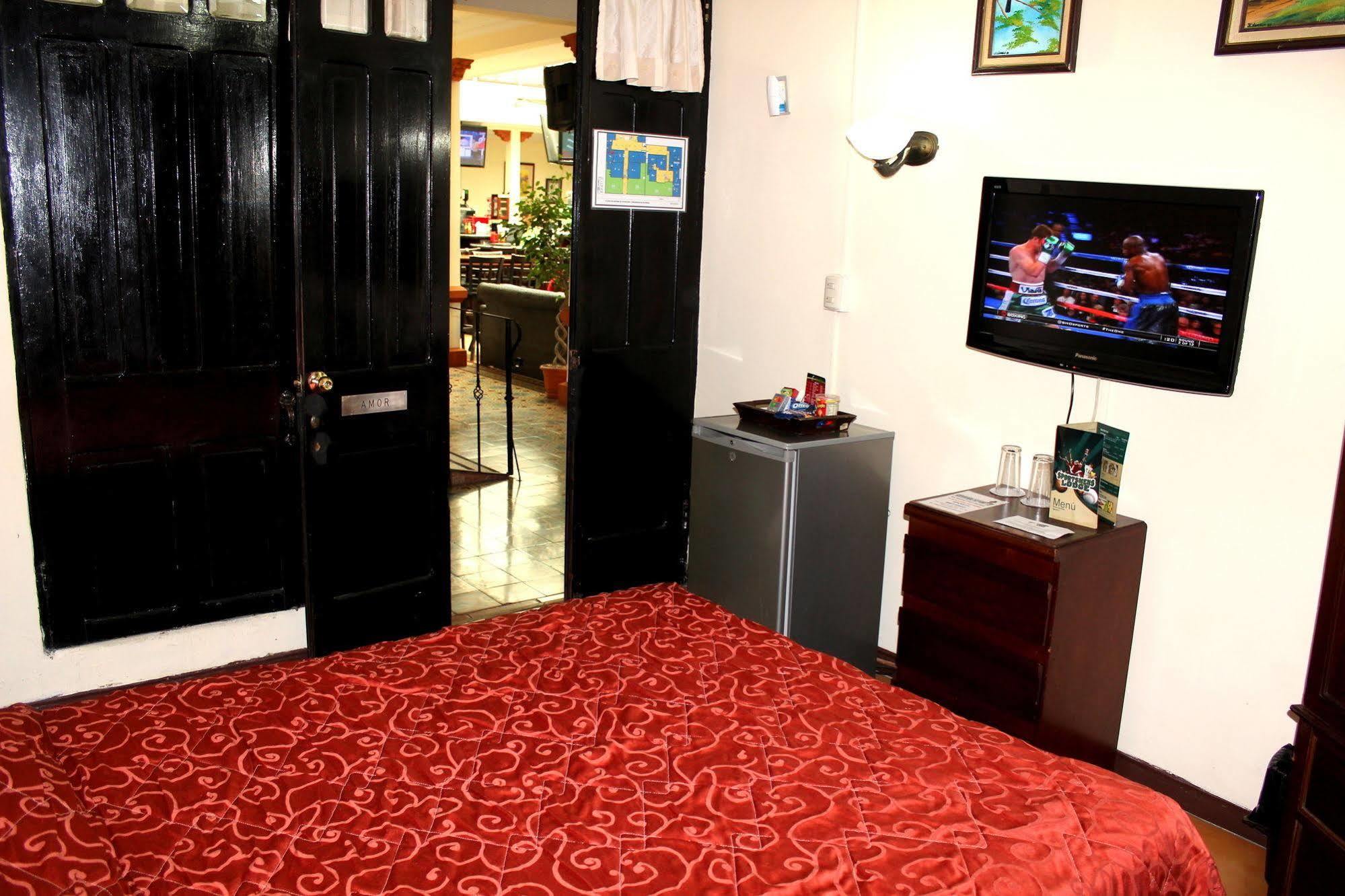 Sportsmens Lodge - Gentlemen'S Club (Adults Only) San José Kültér fotó