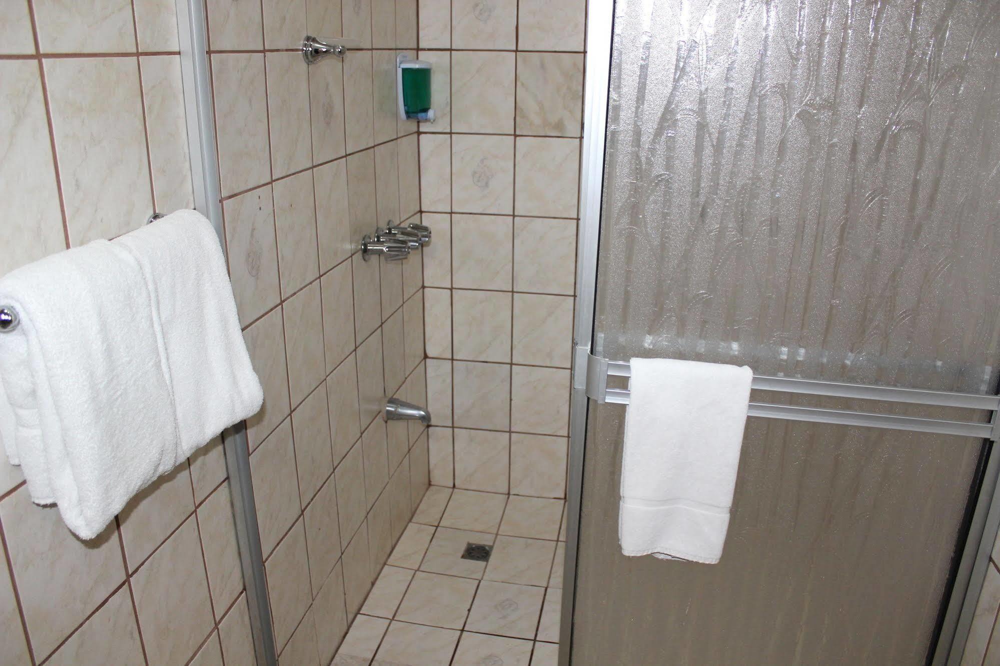 Sportsmens Lodge - Gentlemen'S Club (Adults Only) San José Kültér fotó